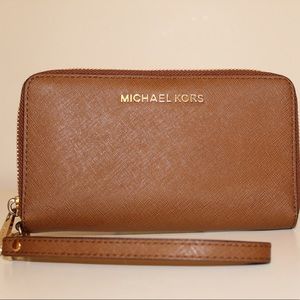 Women’s wallet- NEW no tag